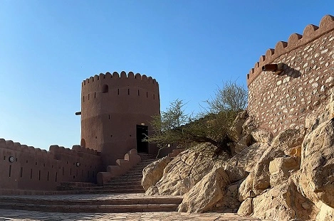 rent car fujairah uae